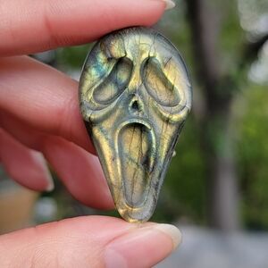 (#4) NEW 1.67" x 1" FLASHY LABRADORITE GHOST MASK